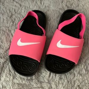 Nike hot pink sandals